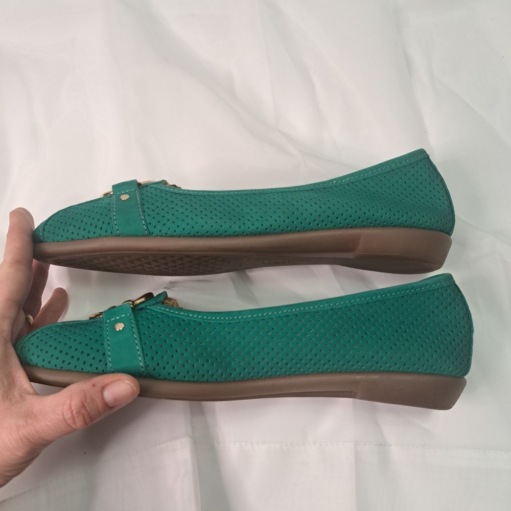 Aerosoles High "Big" Bet 8.5 Nubuck Blue/Grn Ballet Flats Old Money Modern Chic - Picture 4 of 8
